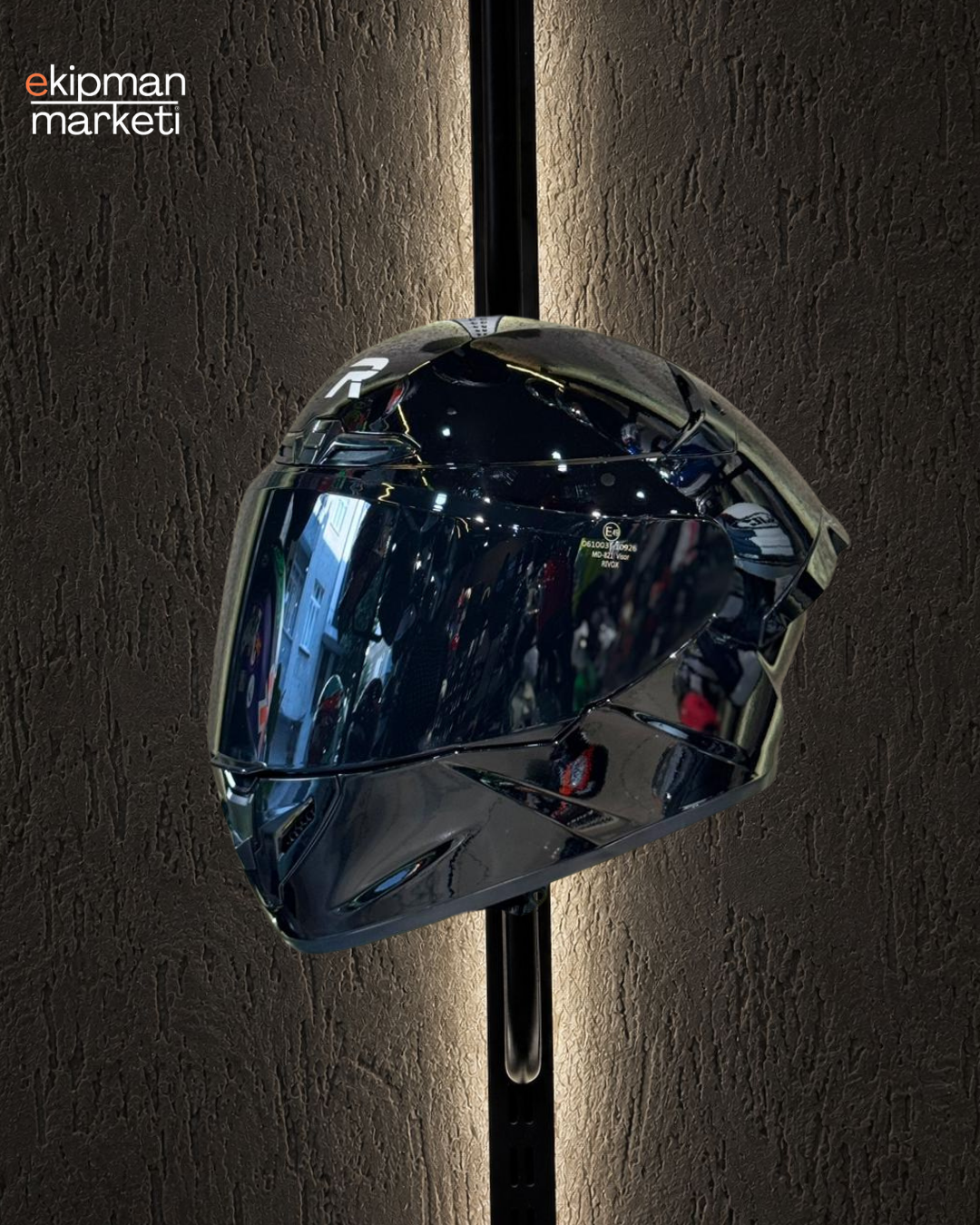 R2 Gloss Black Motosiklet Kask ( Şeffaf Vizör ) Hediye - Görsel 4