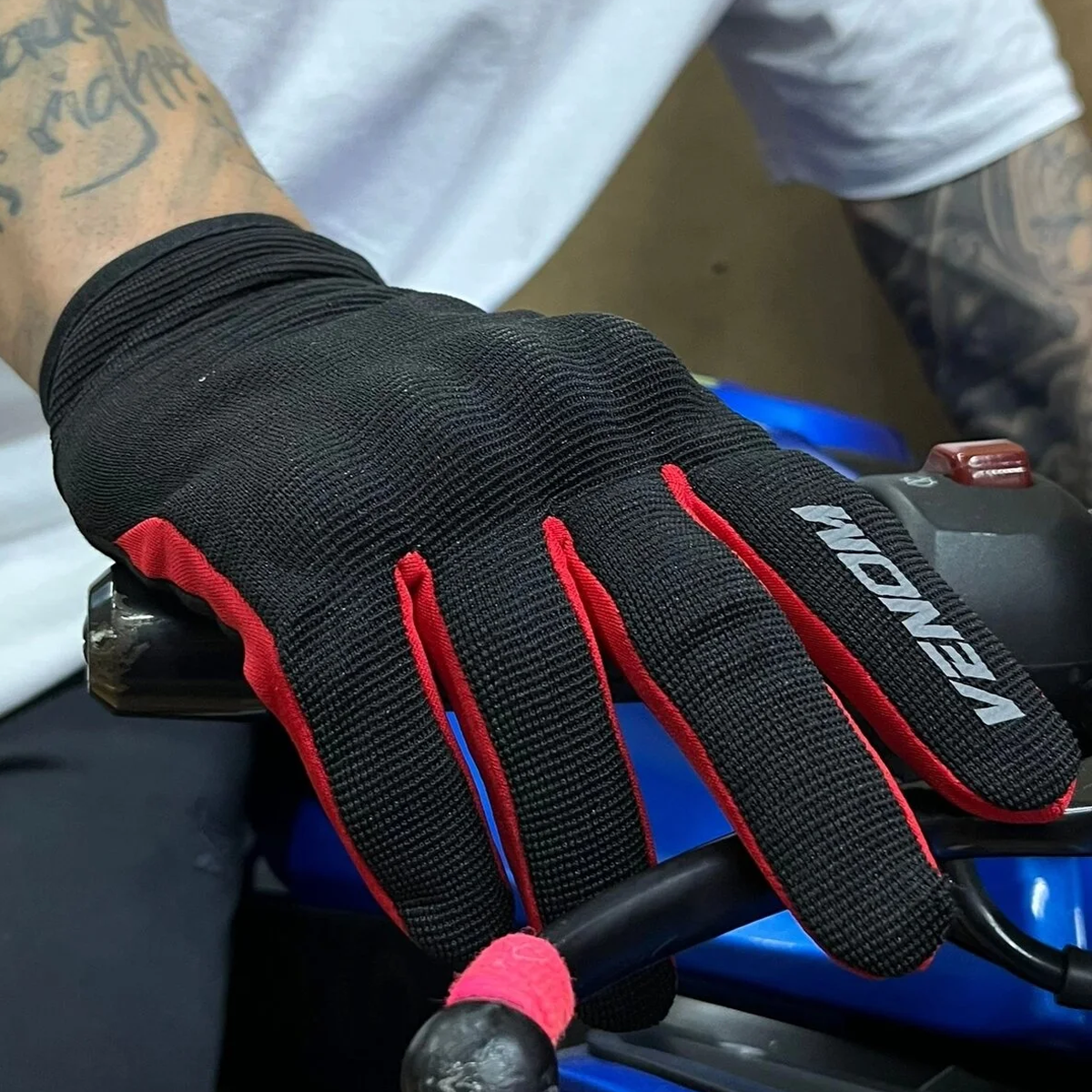 Venom VNP-650 Yazlık Eldiveni Kırmızı - Görsel 3