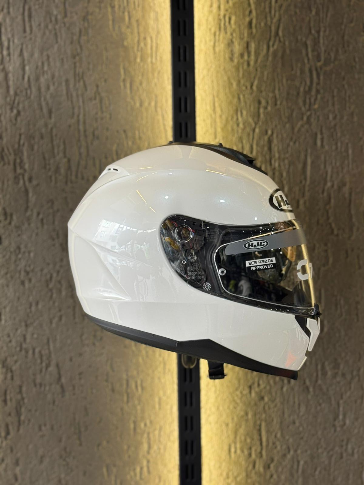 C70N KAPALI KASK PARLAK BEYAZ - Görsel 2
