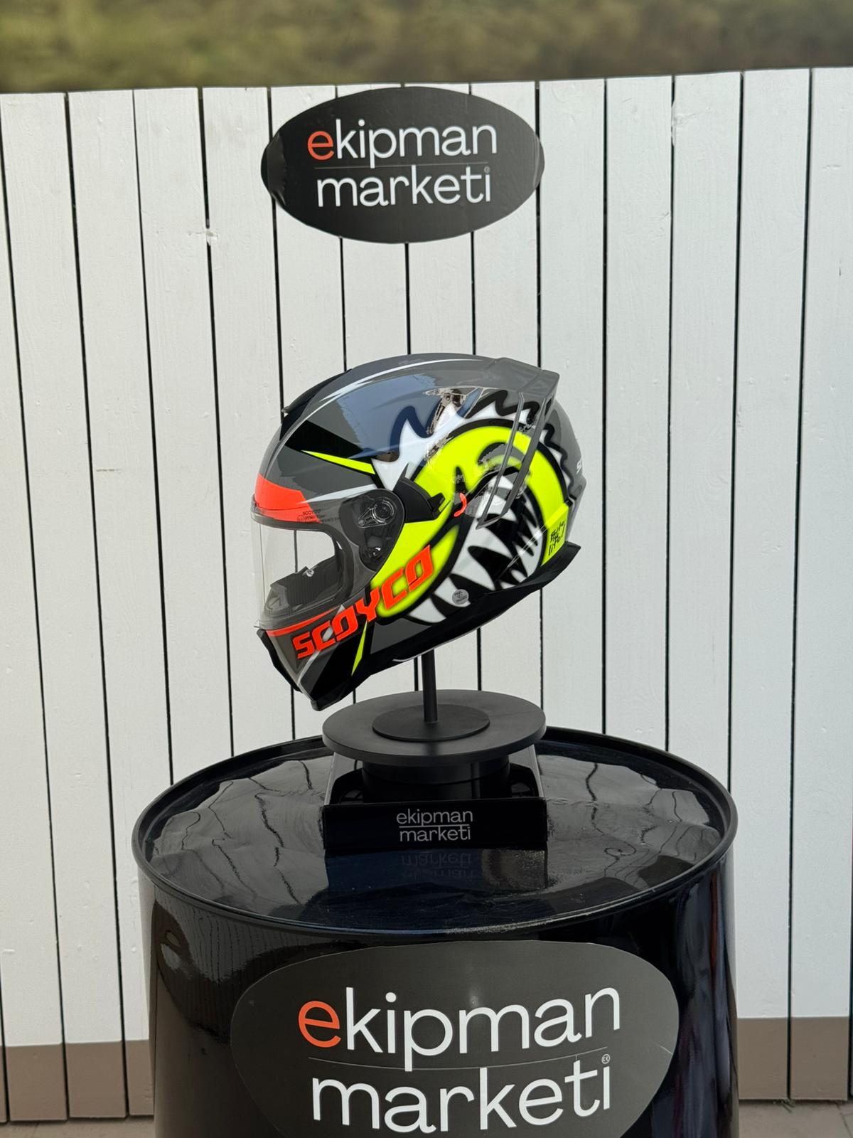 SHARK KAPALI KASK